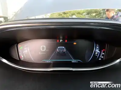 Peugeot 5008 2018 1.6 гидро в Москве № 284589, миниатюра 9