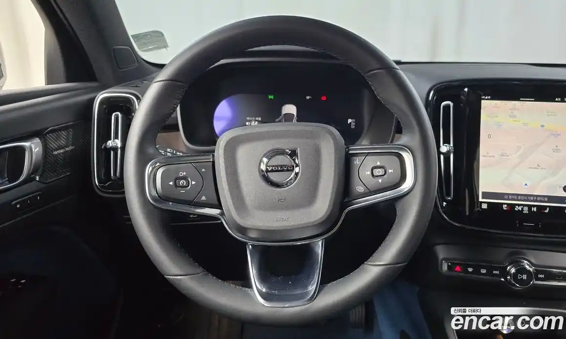 Volvo C40 2022 0.2 гидро в Москве № 293807, фото 13