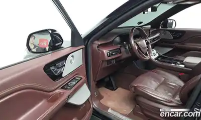 Lincoln Aviator 2023 3.0 гидро в Москве № 304130, миниатюра 12