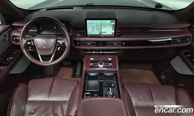 Lincoln Aviator 2023 3.0 гидро в Москве № 304130, миниатюра 7
