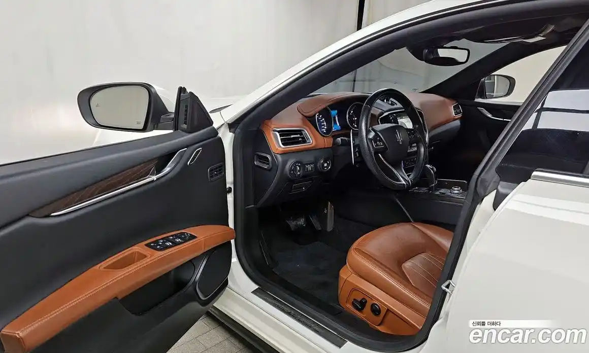 Maserati Ghibli 2017 3.0 гидро в Москве № 304545, фото 10