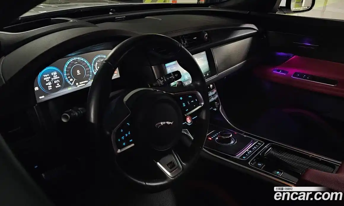Jaguar XF 2017 3.0 гидро в Москве № 305163, фото 9