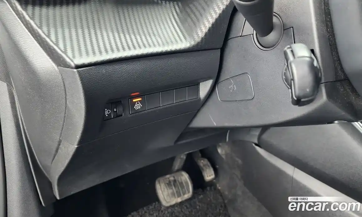 Peugeot 208 2022 0.1 гидро в Москве № 305670, фото 14