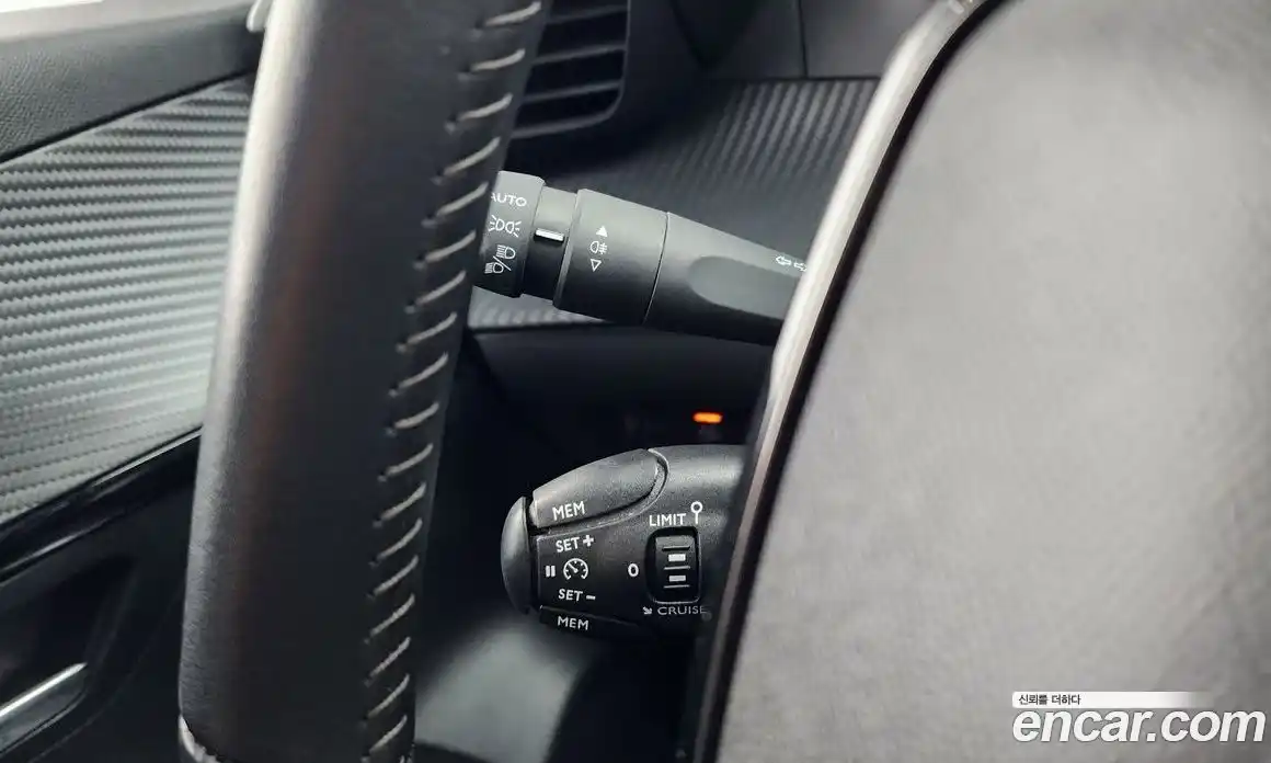 Peugeot 208 2022 0.1 гидро в Москве № 305670, фото 18