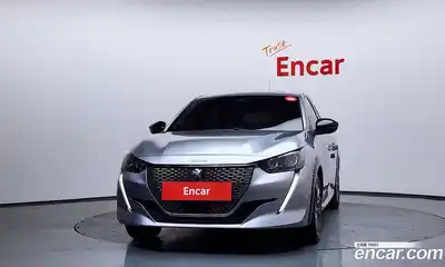 Peugeot 208 2022 0.1 гидро в Москве № 305670, миниатюра 3