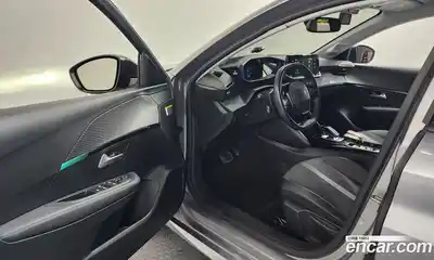 Peugeot 208 2022 0.1 гидро в Москве № 305670, миниатюра 10