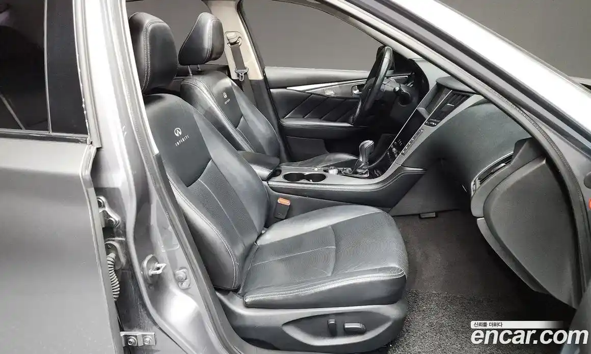 Infiniti Q50 2015 2.1 гидро в Москве № 320486, фото 11