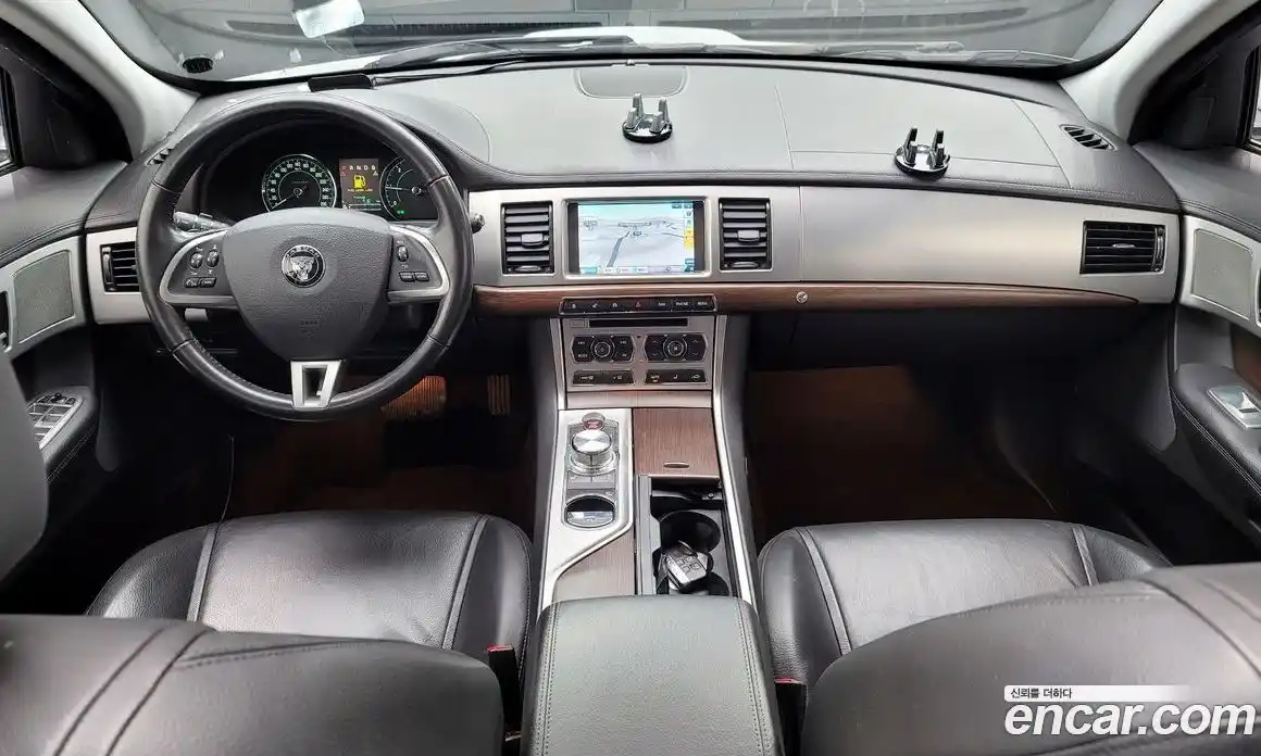 Jaguar XF 2014 2.2 гидро в Москве № 335830, фото 7
