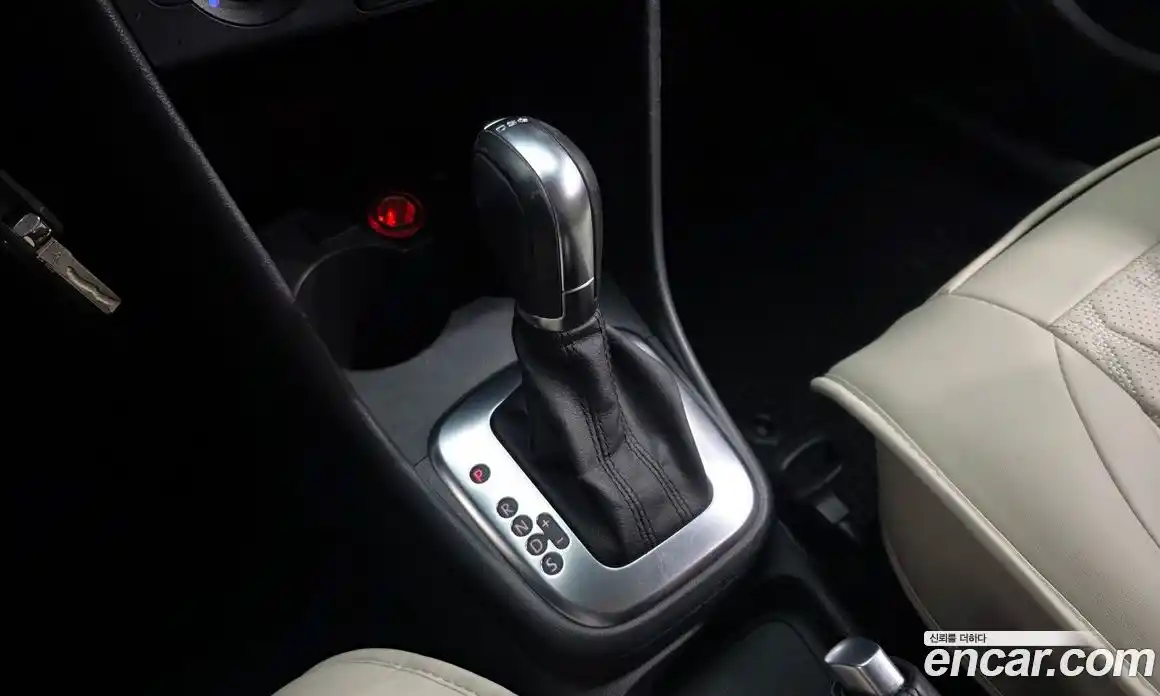 Volkswagen Polo 2014 1.6 гидро в Москве № 357896, фото 9