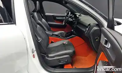 Volvo XC40 2020 2.0 гидро в Москве № 373925, миниатюра 11