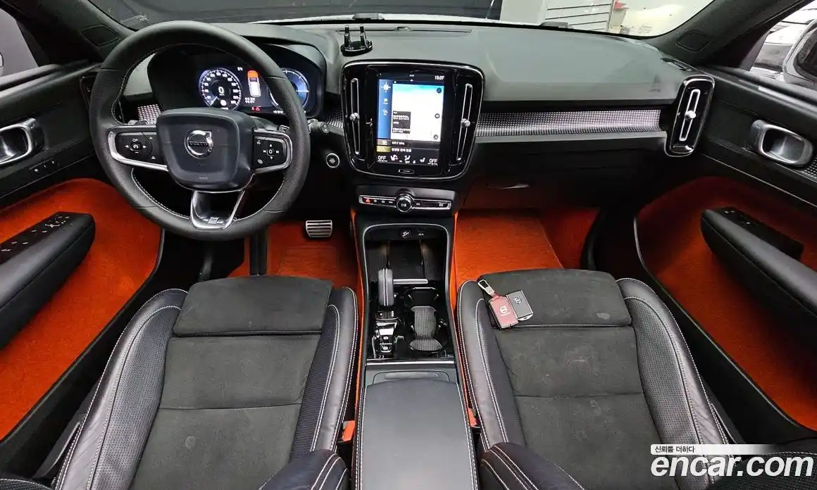Volvo XC40 2020 2.0 гидро в Москве № 373925, фото 7