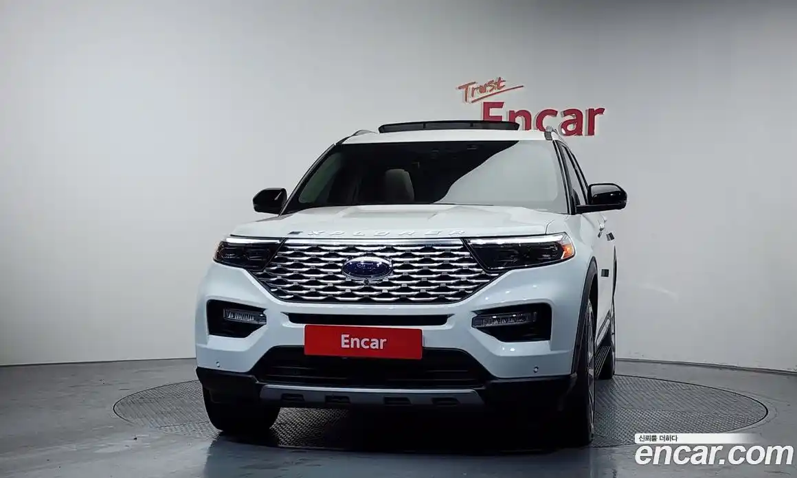Ford Explorer 2022 3.0 гидро в Москве № 384714, фото 3