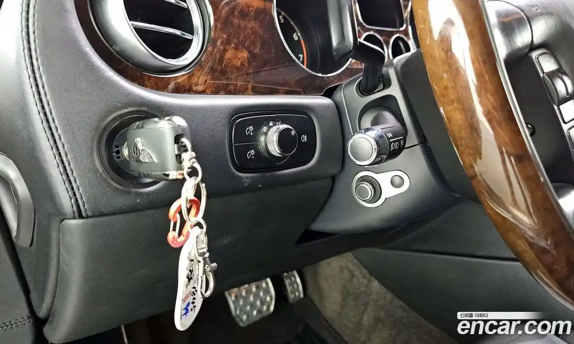 Bentley Flying Spur 2007 6.0 гидро в Москве № 387181, фото 16