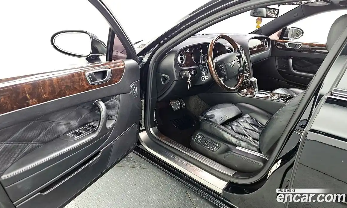 Bentley Flying Spur 2007 6.0 гидро в Москве № 387181, фото 10