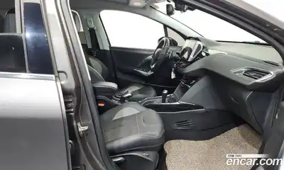 Peugeot 2008 2017 1.6 гидро в Москве № 433668, миниатюра 11