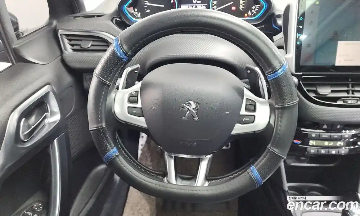 Peugeot 2008 2017 1.6 гидро в Москве № 433668, фото 13