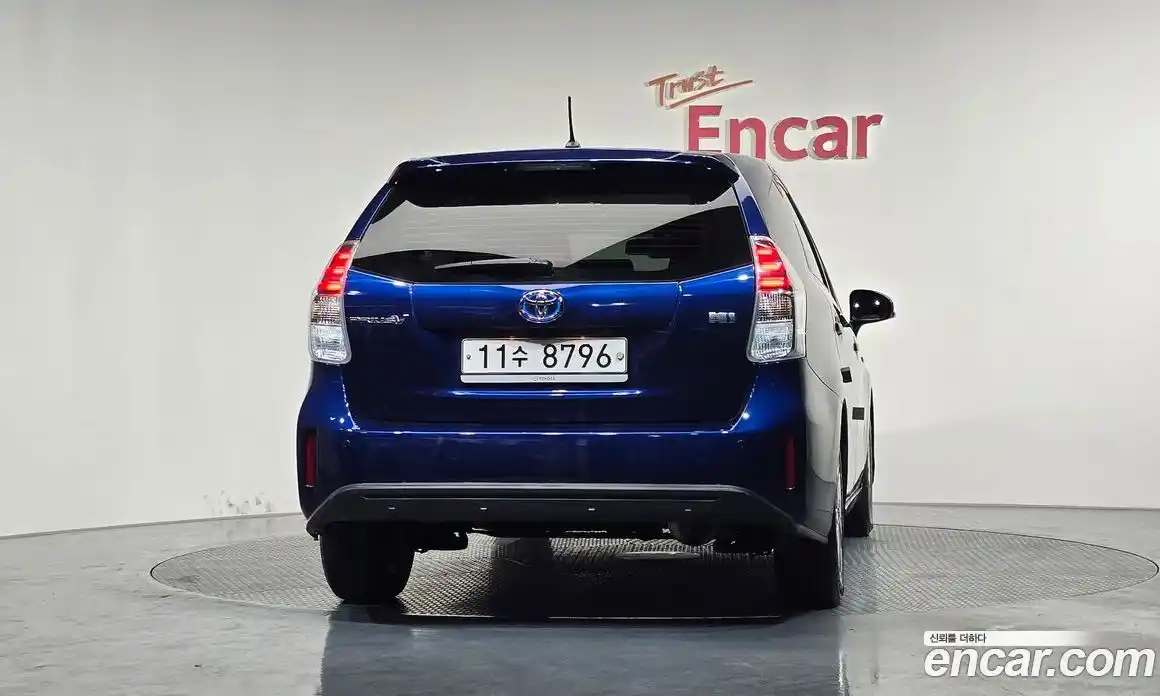 Toyota Prius 2015 1.8 гидро в Москве № 473026, фото 4