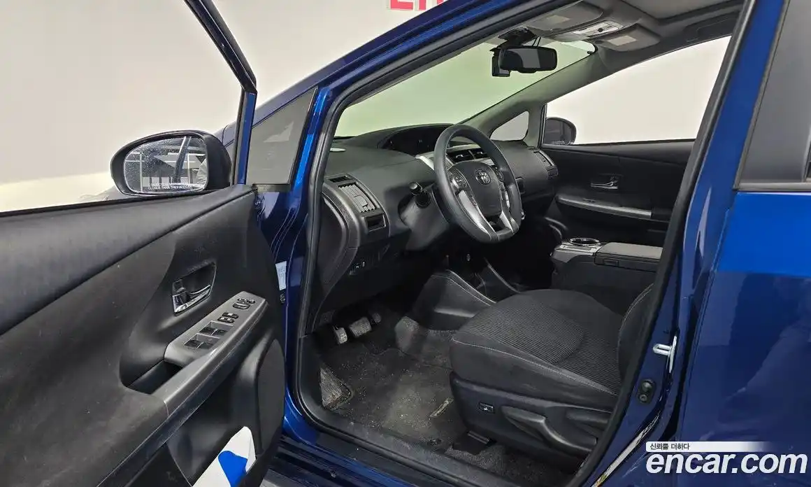 Toyota Prius 2015 1.8 гидро в Москве № 473026, фото 10
