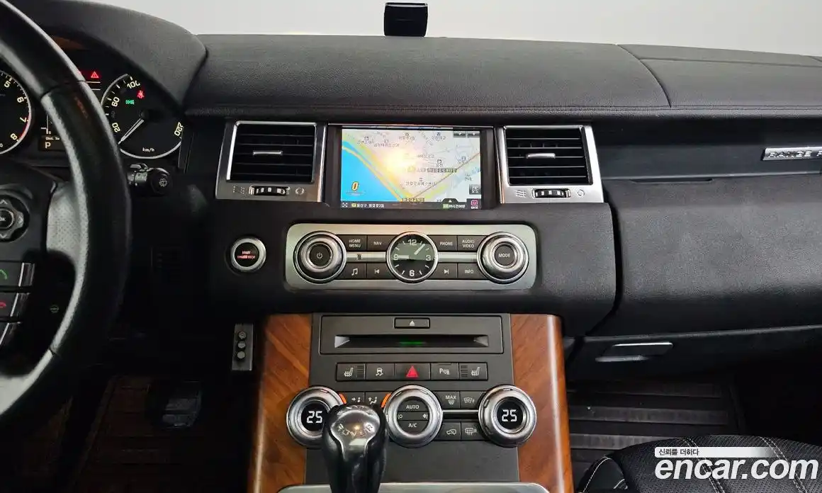 Land Rover Range-Rover Sport 2010 5.0 гидро в Москве № 493271, фото 15