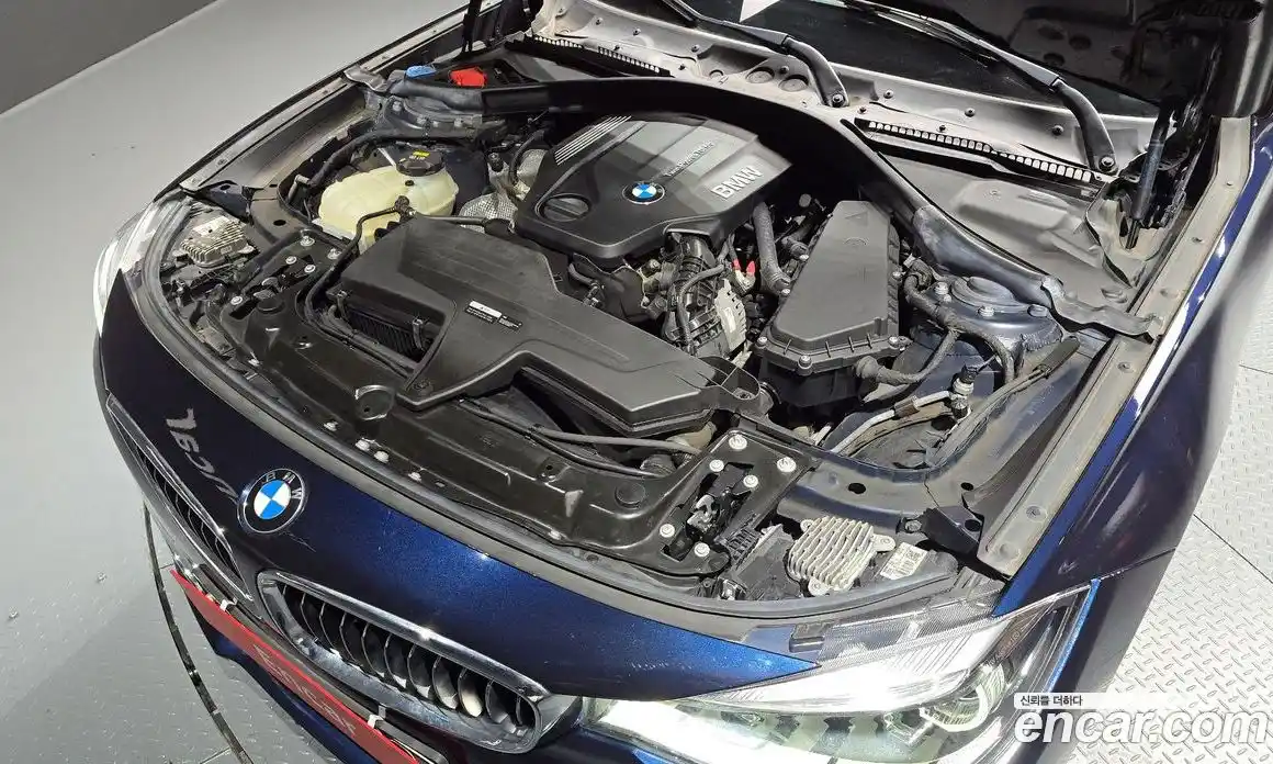 BMW 3-Series 2018 2.0 гидро в Москве № 493358, фото 6