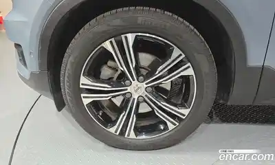 Volvo XC40 2020 2.0 гидро в Москве № 497539, миниатюра 5