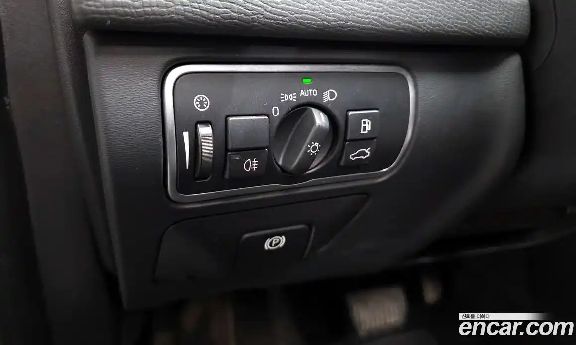 Volvo XC60 2017 2.0 гидро в Москве № 497750, фото 18