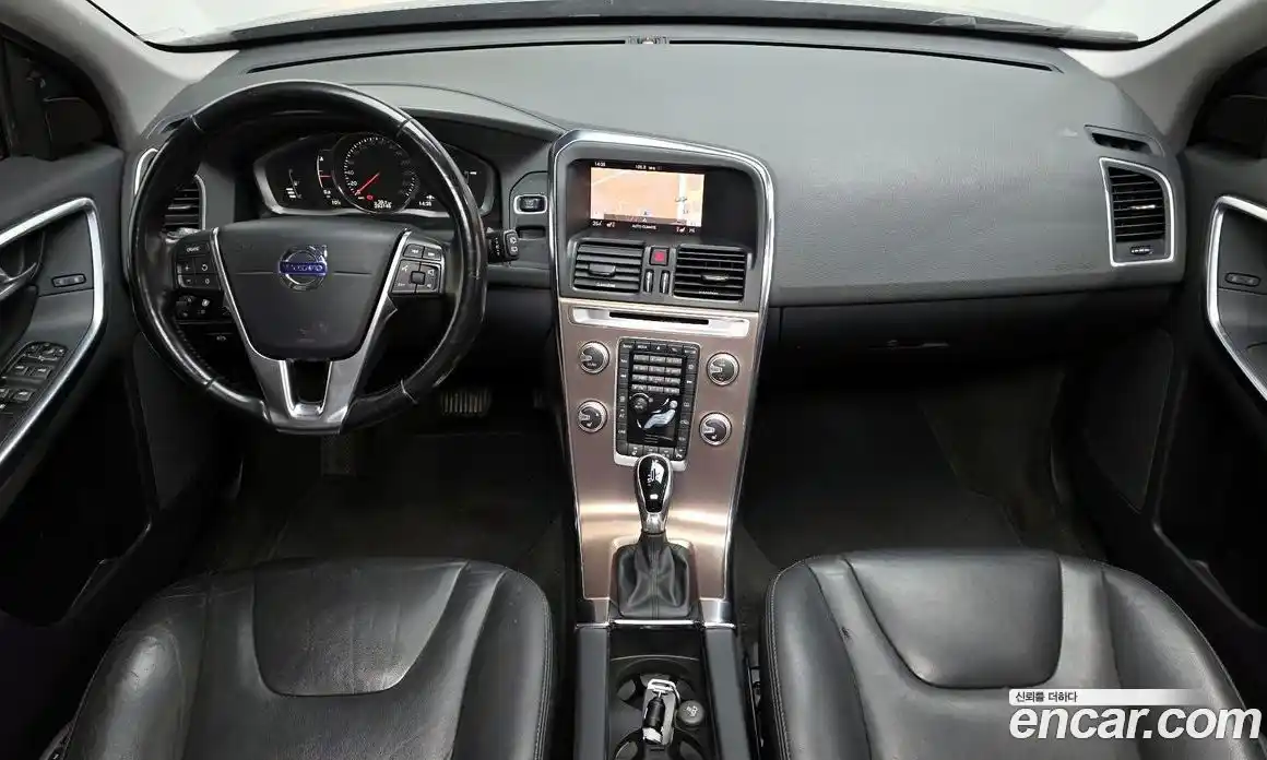 Volvo XC60 2017 2.0 гидро в Москве № 497750, фото 7