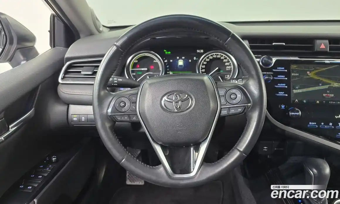 Toyota Camry 2018 2.5 гидро в Москве № 536441, фото 13