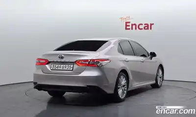 Toyota Camry 2018 2.5 гидро в Москве № 536441, миниатюра 2