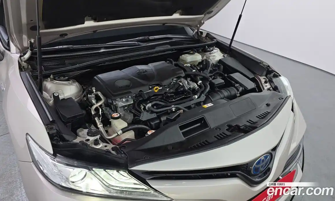 Toyota Camry 2018 2.5 гидро в Москве № 536441, фото 6
