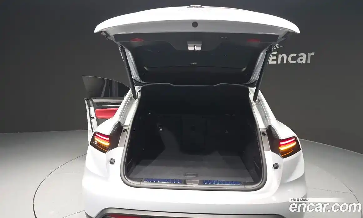 Porsche Macan 2025 гидро в Москве № 545394, фото 20