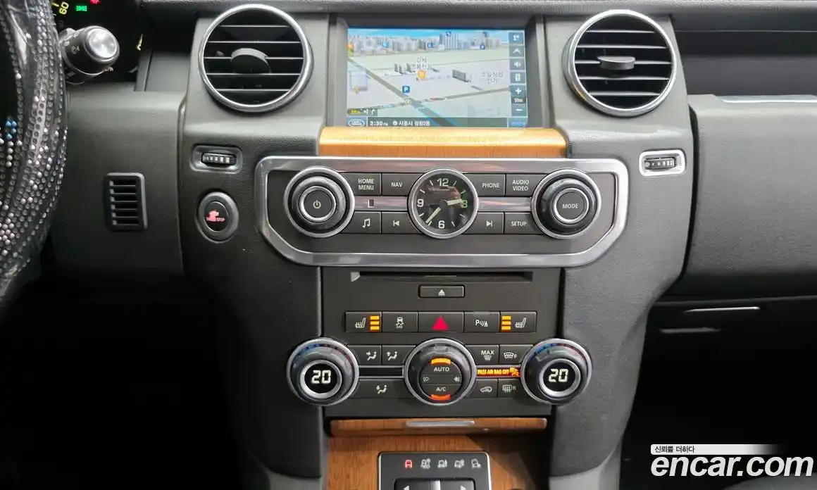 Land Rover Discovery 2015 3.0 гидро в Москве № 546265, фото 17