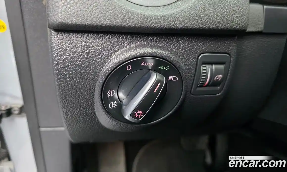 Volkswagen Tiguan 2013 2.0 гидро в Москве № 547384, фото 18