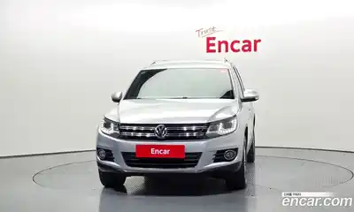 Volkswagen Tiguan 2013 2.0 гидро в Москве № 547384, миниатюра 3