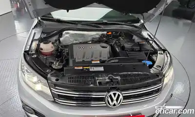 Volkswagen Tiguan 2013 2.0 гидро в Москве № 547384, миниатюра 6