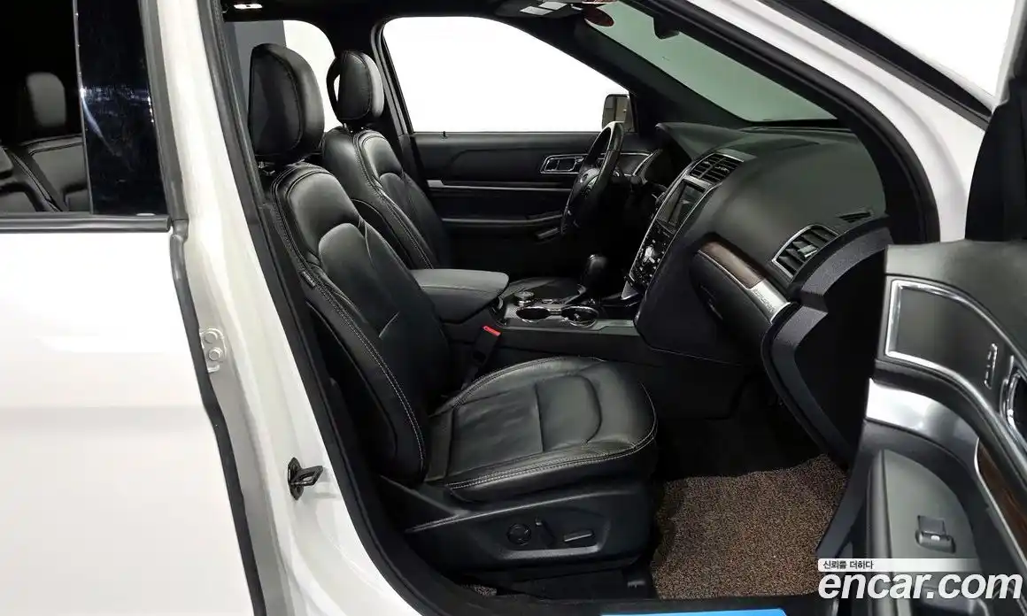 Ford Explorer 2019 2.3 гидро в Москве № 584964, фото 11