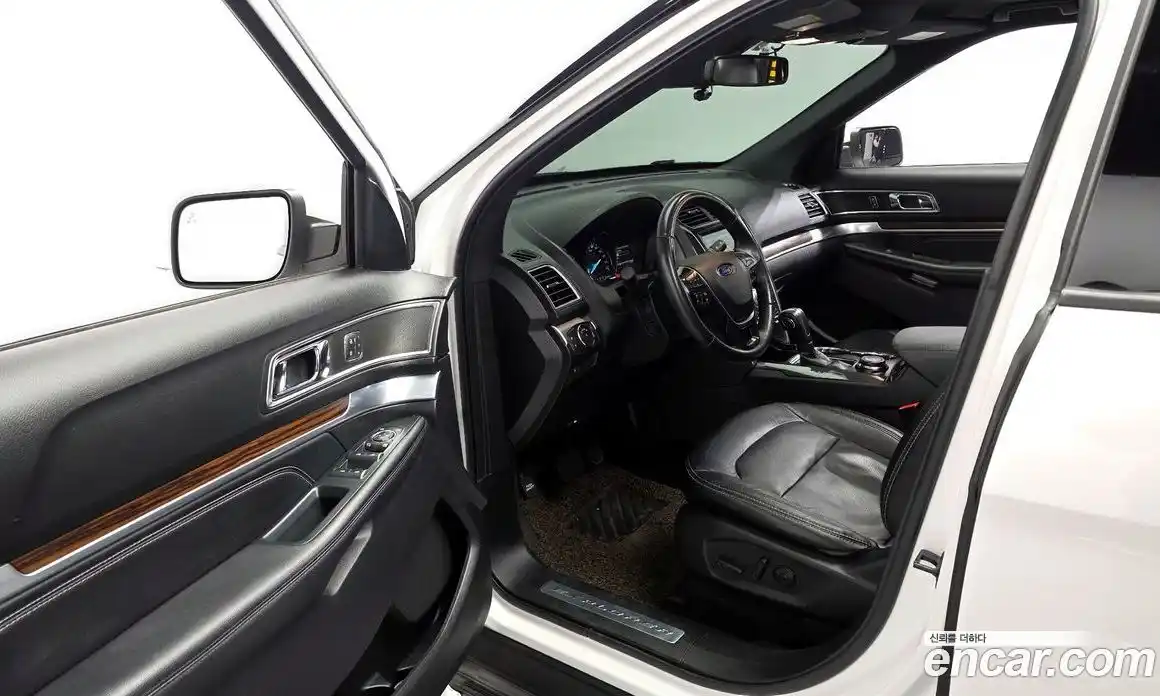 Ford Explorer 2019 2.3 гидро в Москве № 584964, фото 10