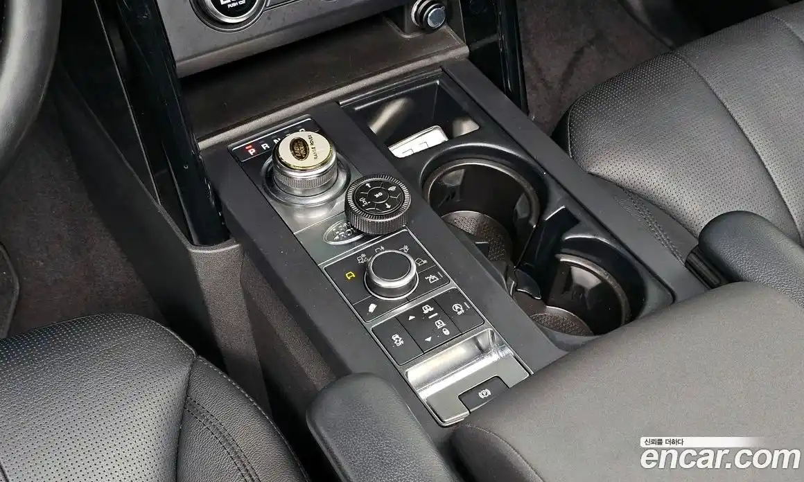 Land Rover Discovery 2019 3.0 гидро в Москве № 594767, фото 9