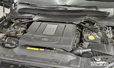 Land Rover Range-Rover 2015 4.4 гидро в Москве № 594919, миниатюра 6