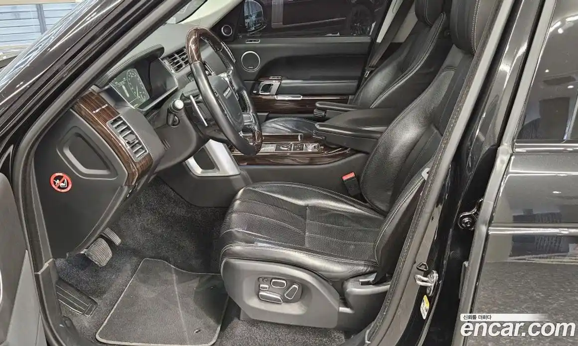Land Rover Range-Rover 2015 4.4 гидро в Москве № 594919, фото 10