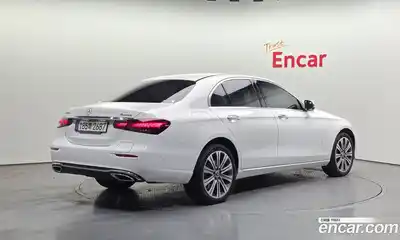 Mercedes-Benz E-Class 2022 2.0 гидро в Москве № 623643, миниатюра 2