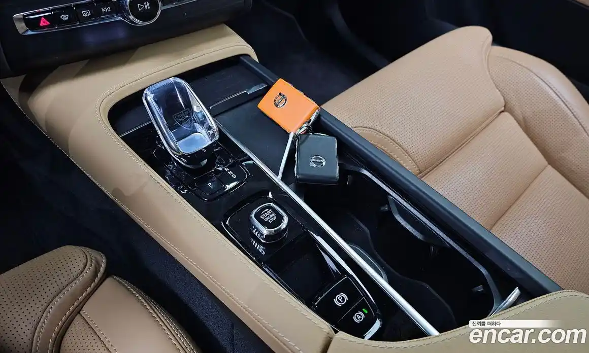 Volvo XC90 2024 2.0 гидро в Москве № 626205, фото 8