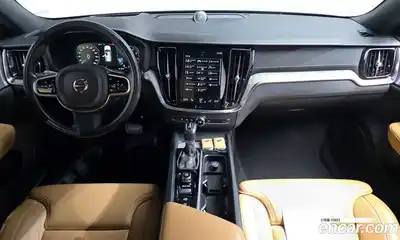 Volvo V60 2020 2.0 гидро в Москве № 626302, миниатюра 6