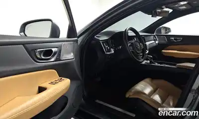 Volvo V60 2020 2.0 гидро в Москве № 626302, миниатюра 10