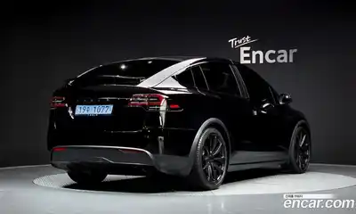 Tesla Model X 2023 0.3 гидро в Москве № 628327, миниатюра 2