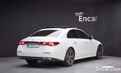 Mercedes-Benz E-Class 2025 2.0 гидро, миниатюра 2