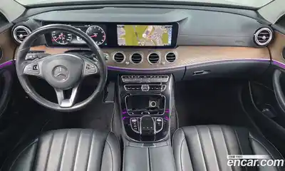 Mercedes-Benz E-Class 2017 2.0 гидро в Москве № 722743, миниатюра 7