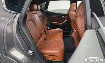 Maserati Levante 2018 3.0 гидро в Москве № 724323, миниатюра 12