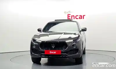 Maserati Levante 2018 3.0 гидро в Москве № 724323, миниатюра 3