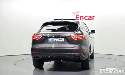 Maserati Levante 2018 3.0 гидро в Москве № 724323, миниатюра 4